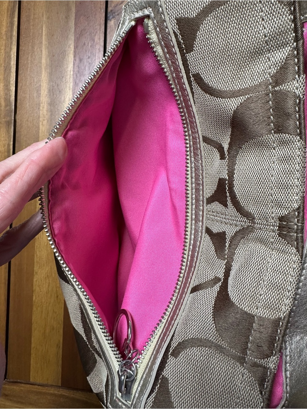 Coach Large Brown & Beige Signature Canvas Tote - Picture 6 of 12